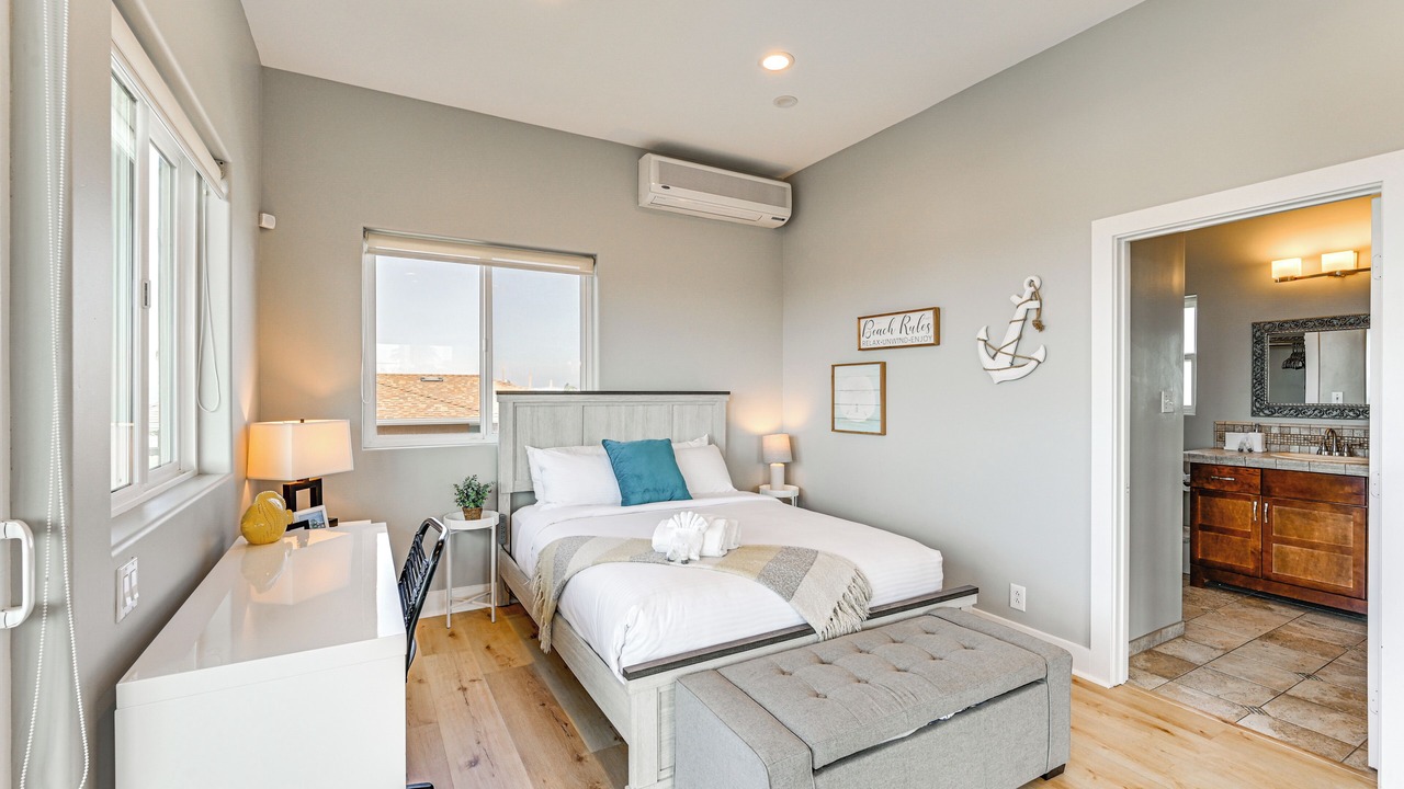 Photo of Bedroom in Point Loma Heights
