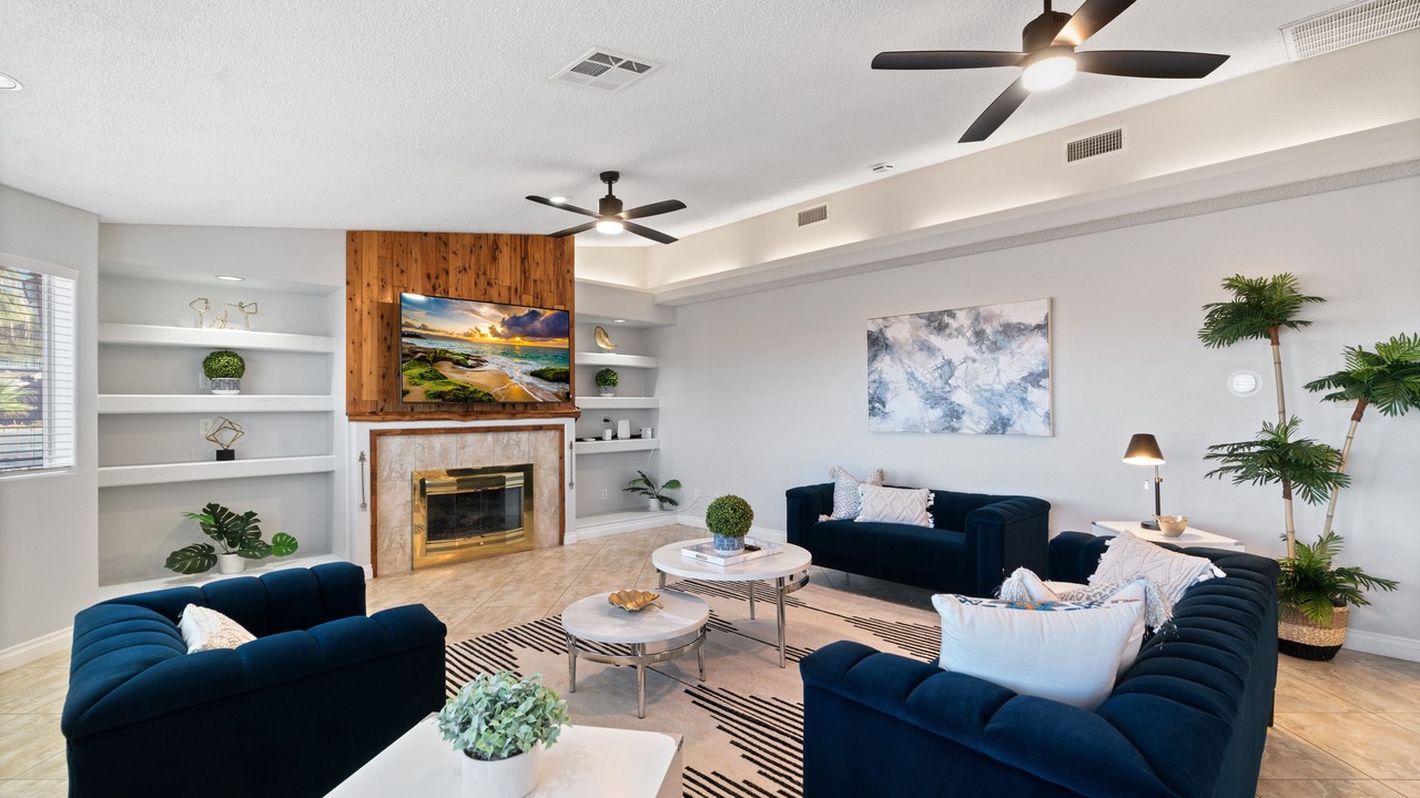 Photo of Livingroom in River Mountain