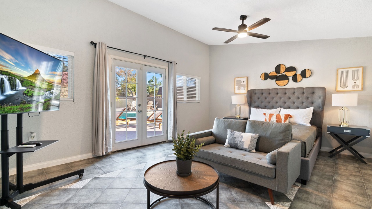 Photo of Livingroom in River Mountain