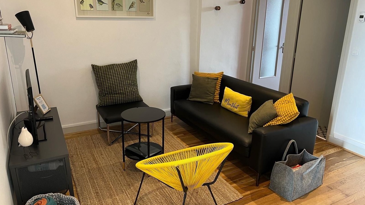 Photo of Livingroom in Feuillat Desgenettes