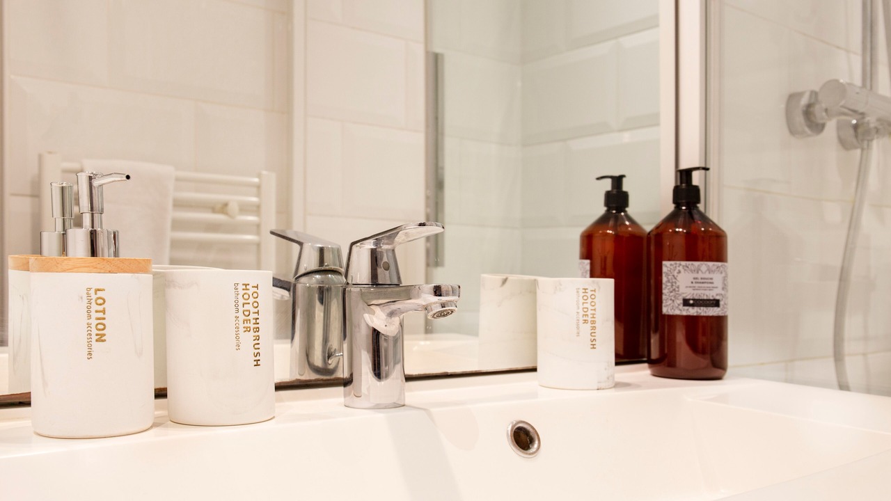 Photo of Bathroom in Feuillat Desgenettes