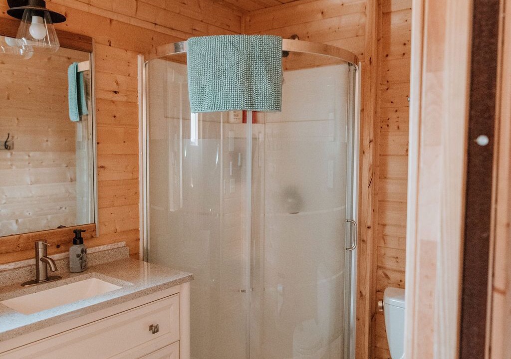 Photo of Bathroom in Division No. 11
