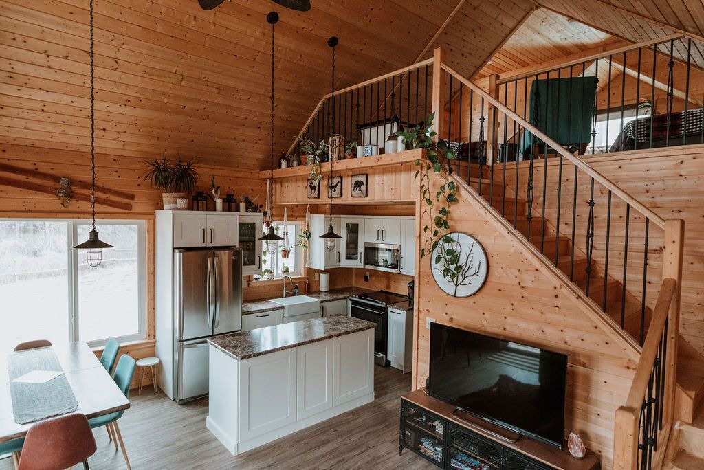 Photo of Kitchen in Division No. 11