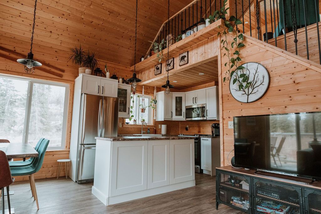 Photo of Kitchen in Division No. 11