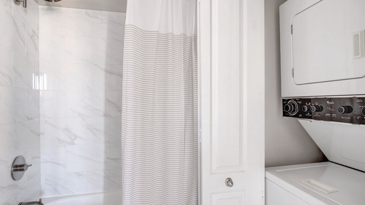 Photo of Bathroom in Connecticut Ave - K Street