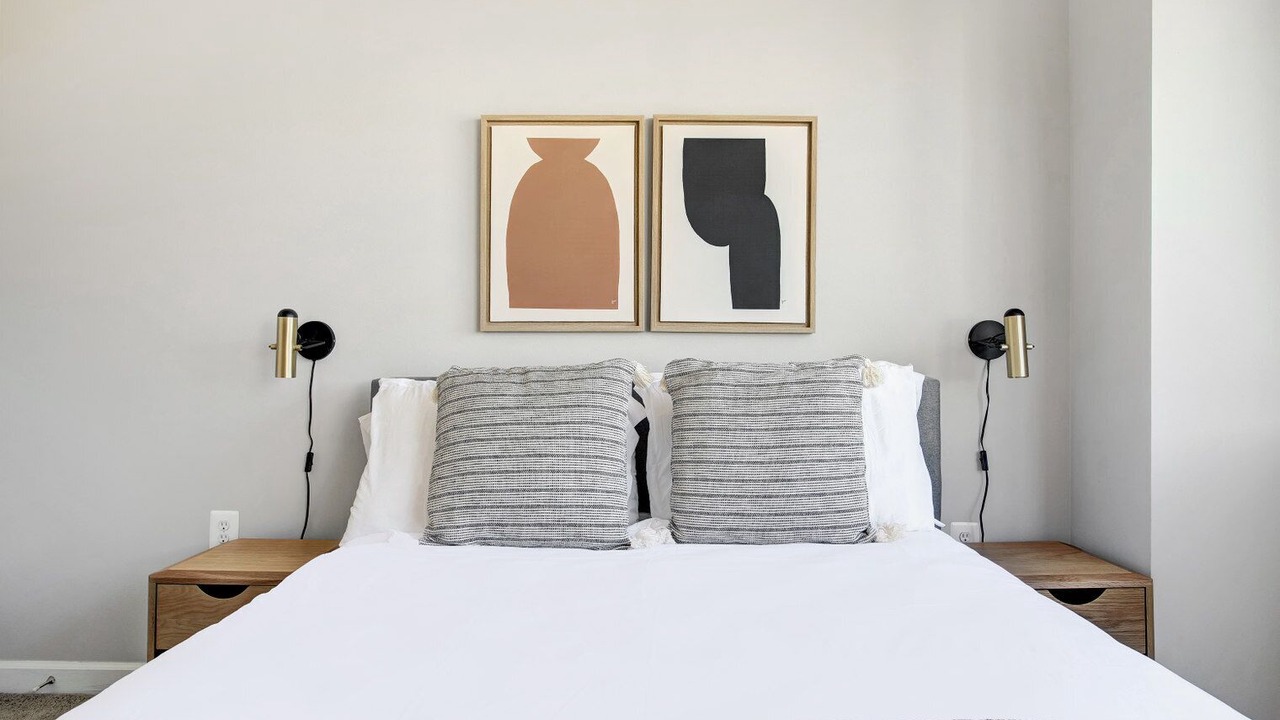 Photo of Bedroom in Connecticut Ave - K Street