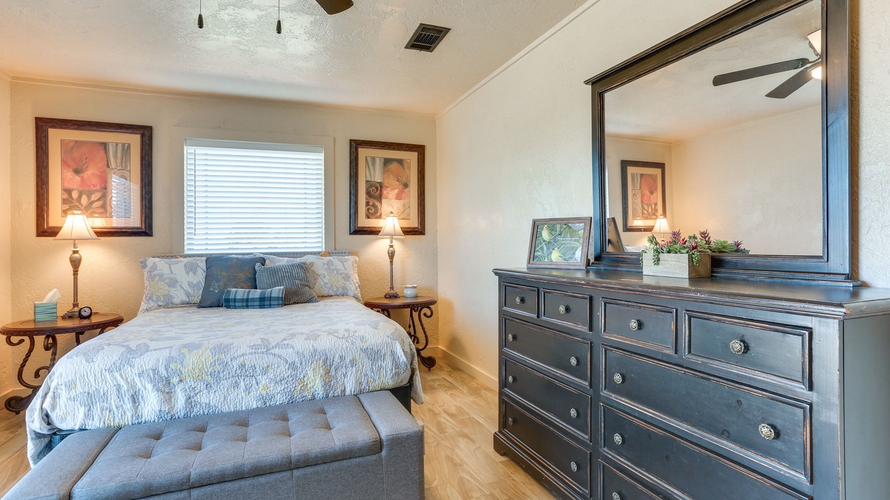 Photo of Bedroom in Calera