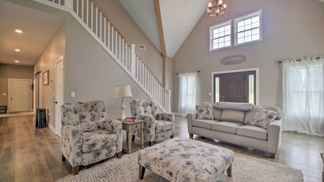 Photo of Livingroom in Owls Head