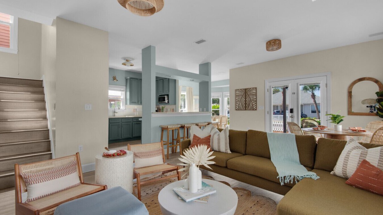 Photo of Livingroom in Clipper Cove