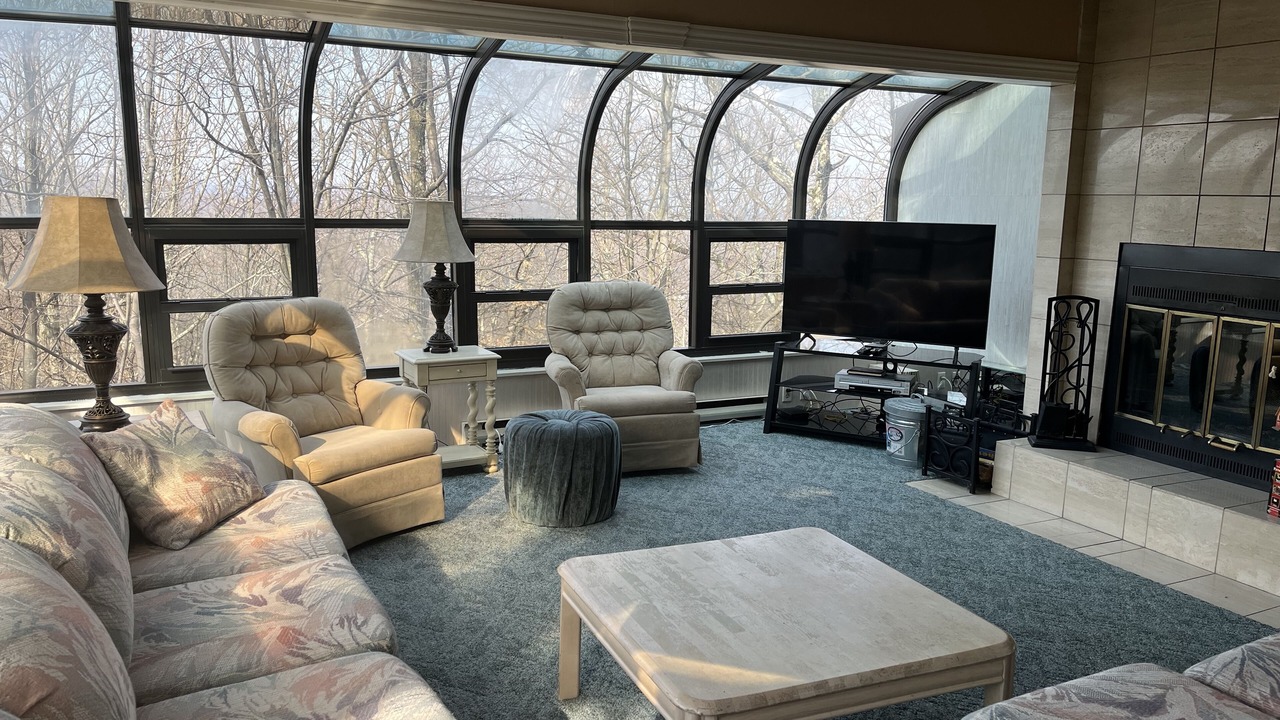Photo of Livingroom in Village at Camelback