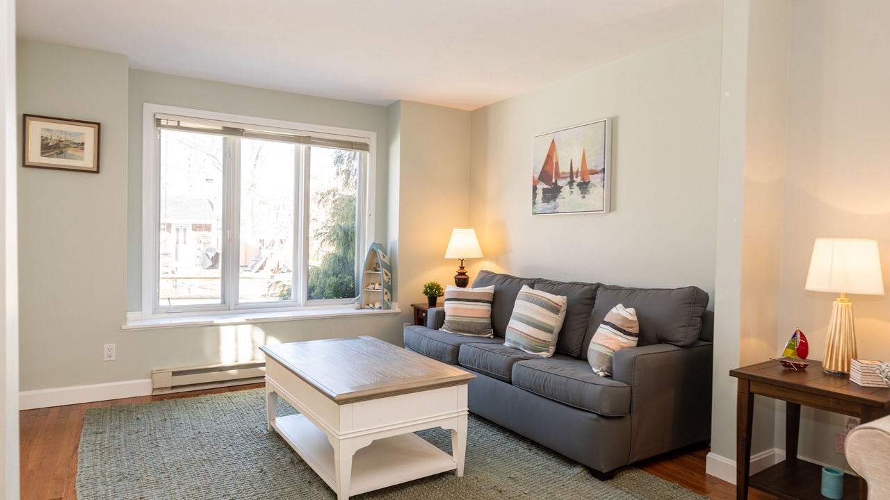 Photo of Livingroom in East Chop