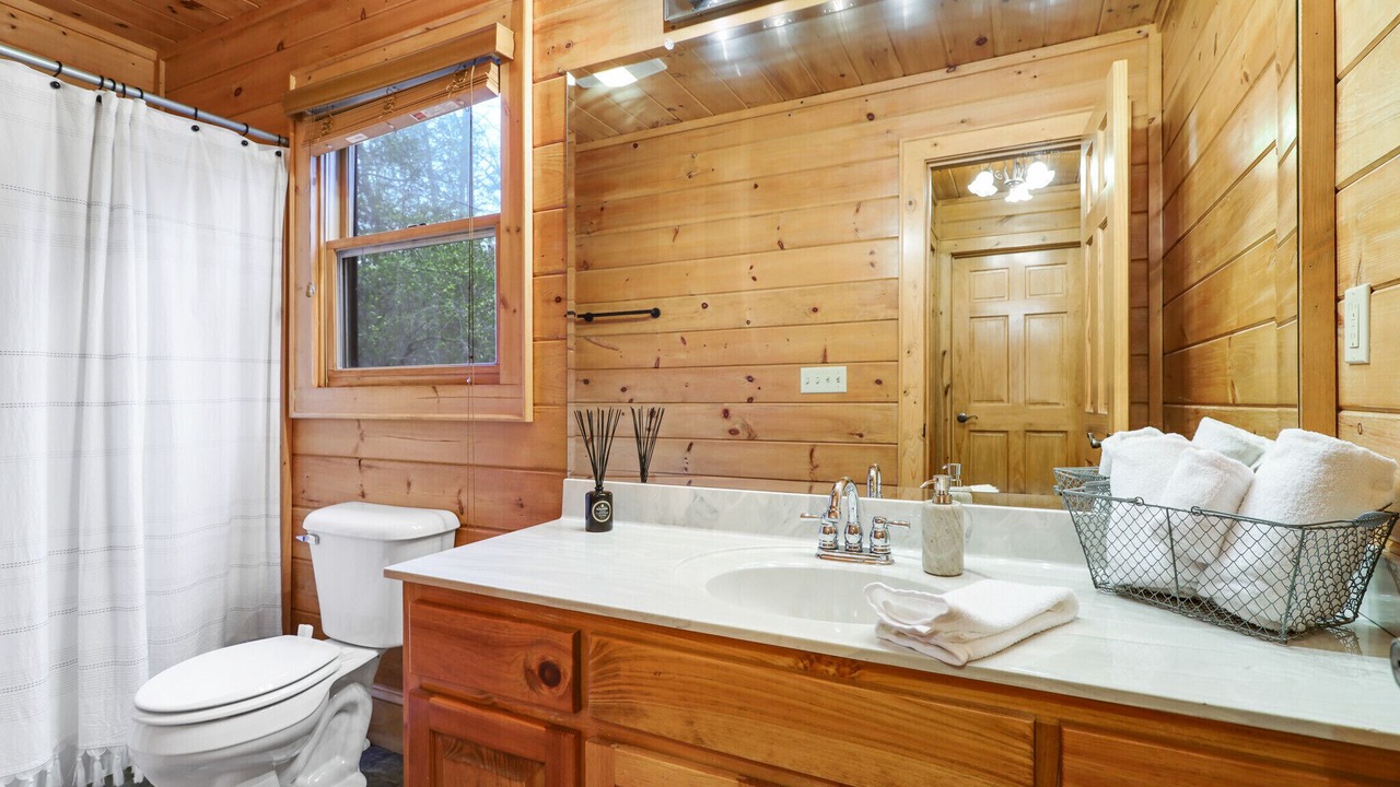 Photo of Bathroom in Ellijay