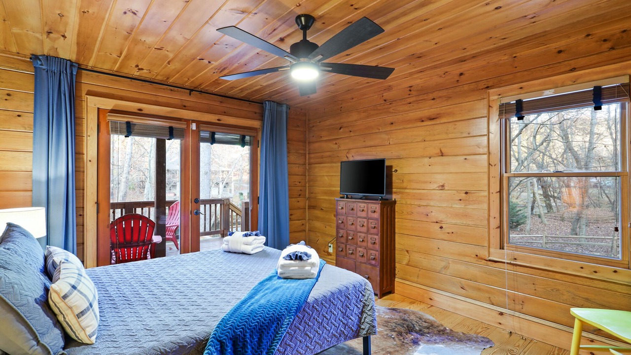 Photo of Bedroom in Ellijay