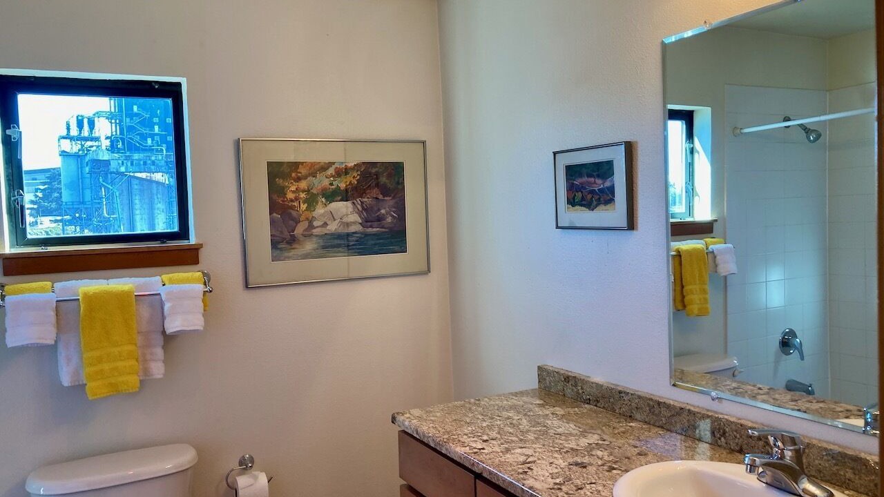 Photo of Bathroom in Old Town Chinatown