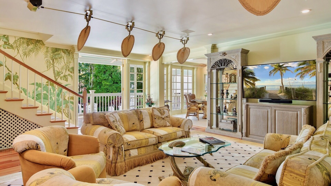 Photo of Bedroom in Bahama Village