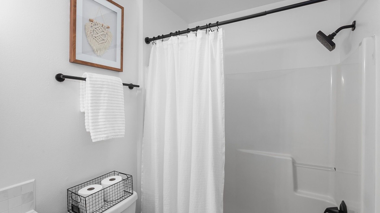 Photo of Bathroom in Crestwood