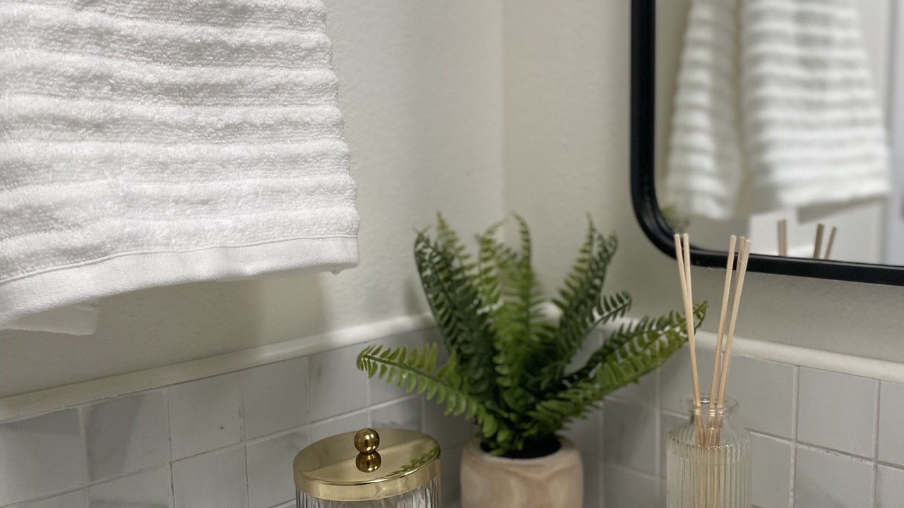 Photo of Bathroom in Crestwood