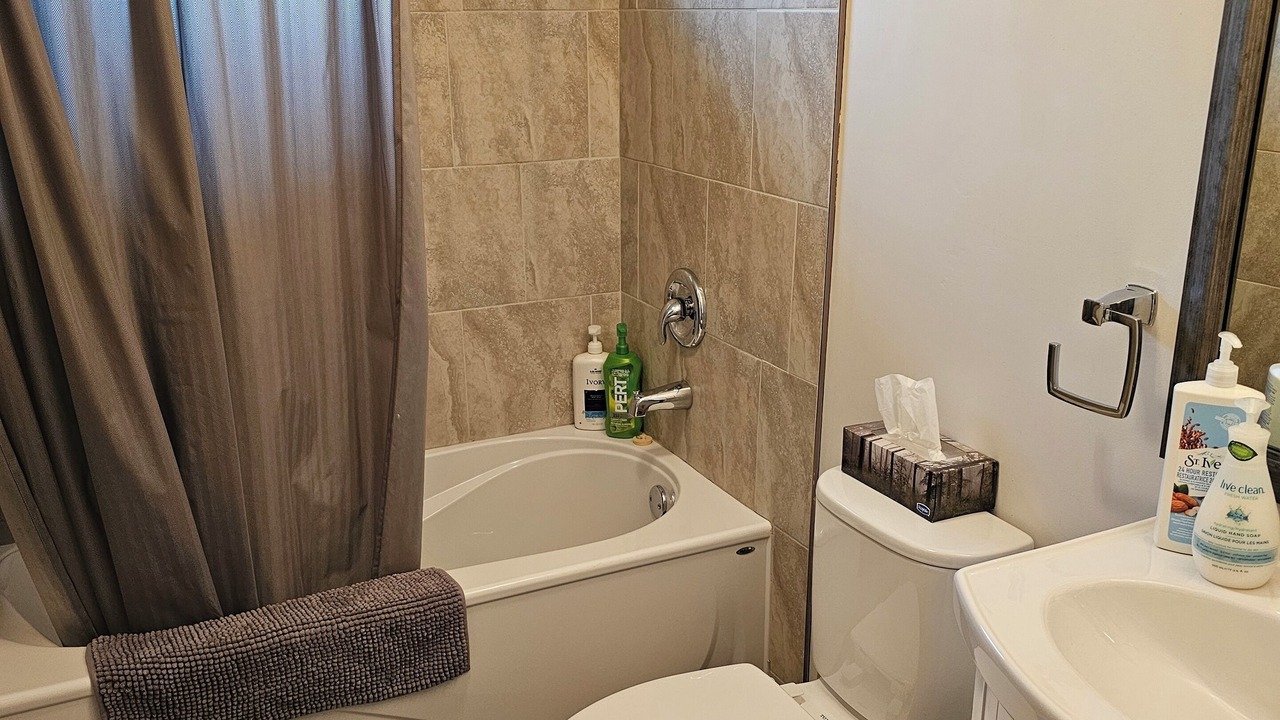 Photo of Bathroom in Cowley