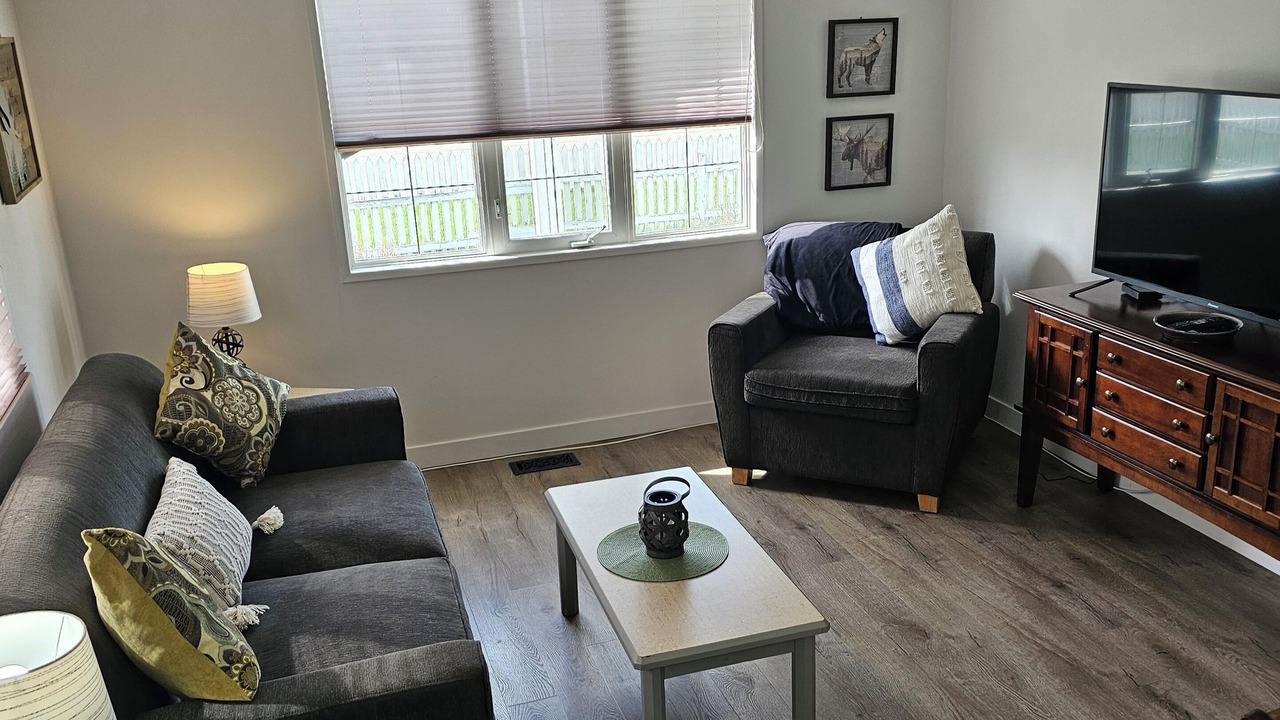 Photo of Livingroom in Cowley