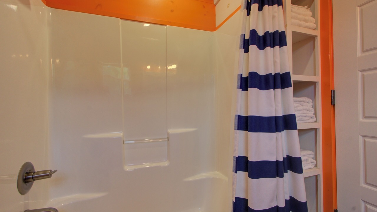 Photo of Bathroom in Glenwood
