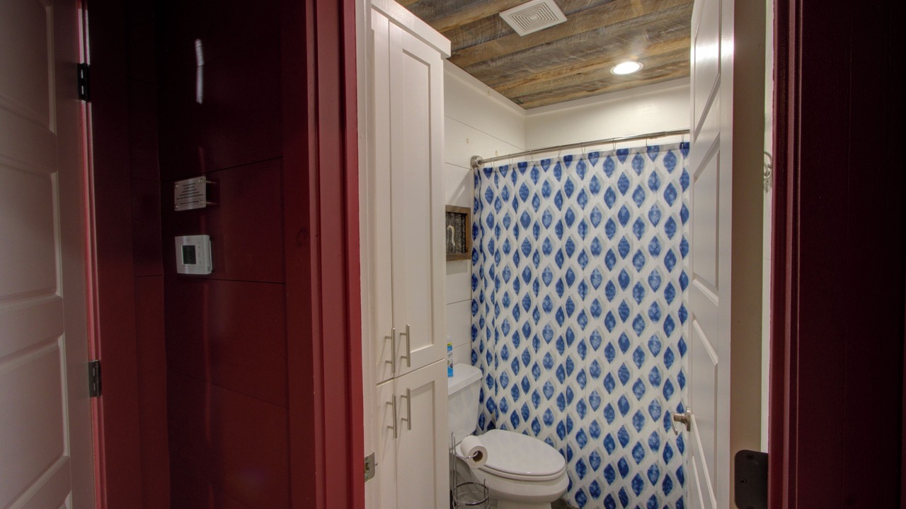 Photo of Bathroom in Glenwood