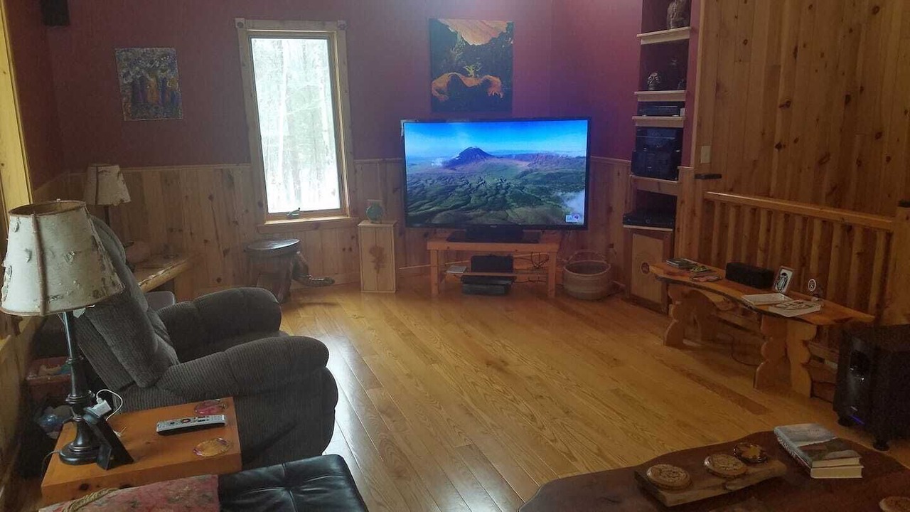 Photo of Livingroom in Bliss Township