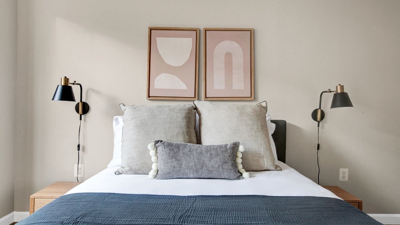 Photo of Bedroom in Connecticut Ave - K Street