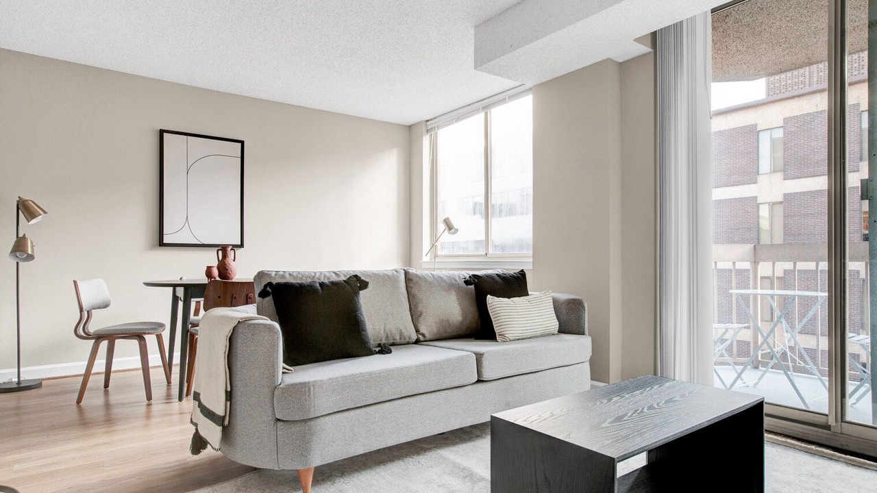 Photo of Livingroom in Connecticut Ave - K Street