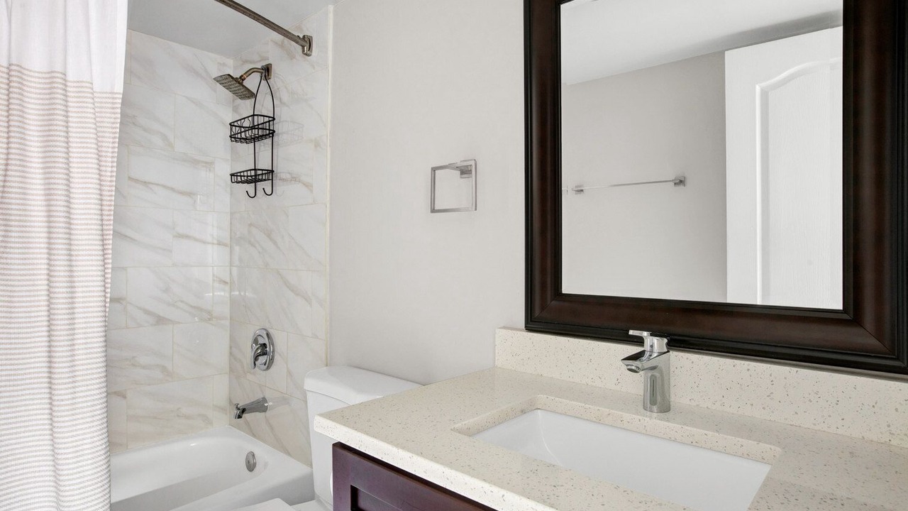 Photo of Bathroom in Connecticut Ave - K Street