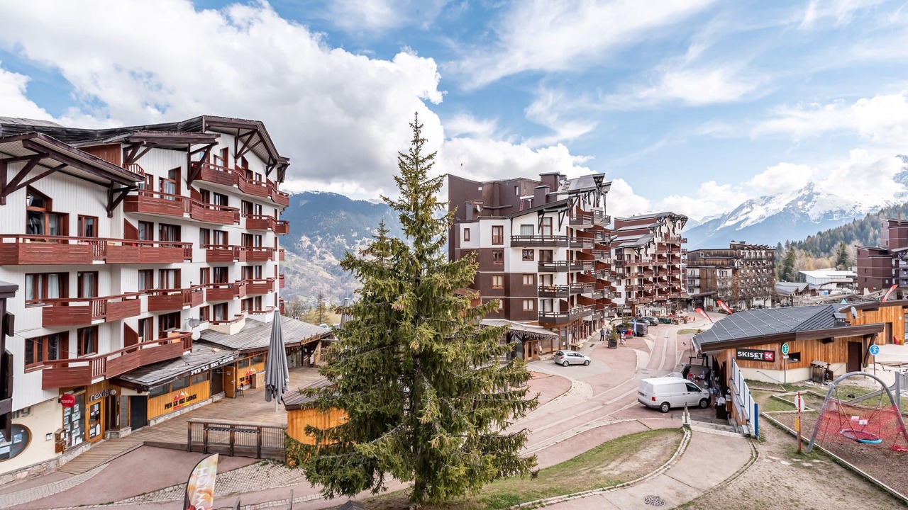 Photo of Outdoor in La Perriere