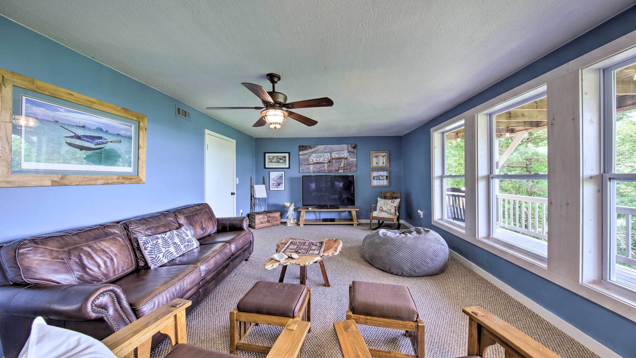 Photo of Bedroom in Hidden Lake