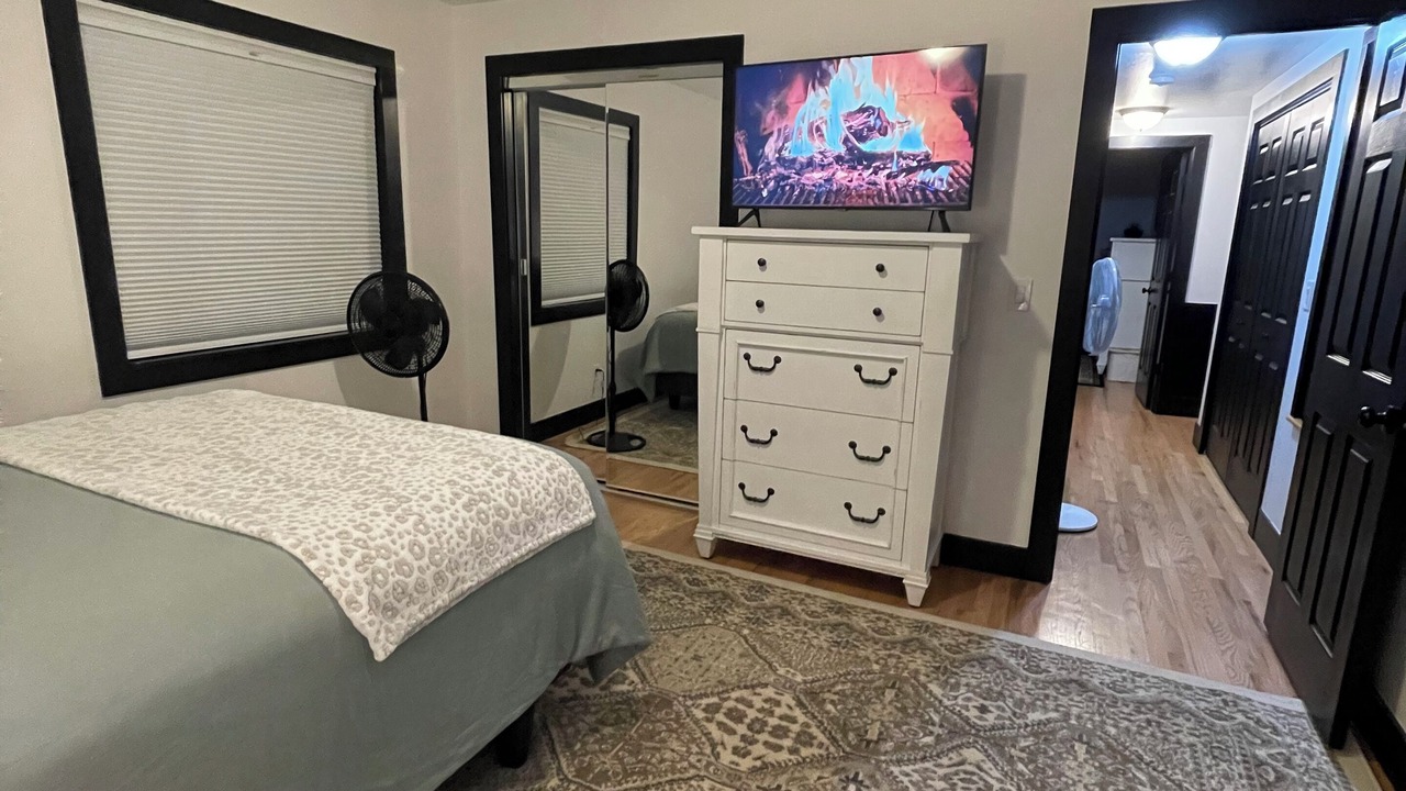 Photo of Bedroom in Berkley