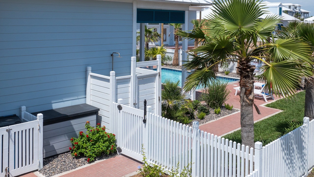 Photo of Outdoor in The Shores