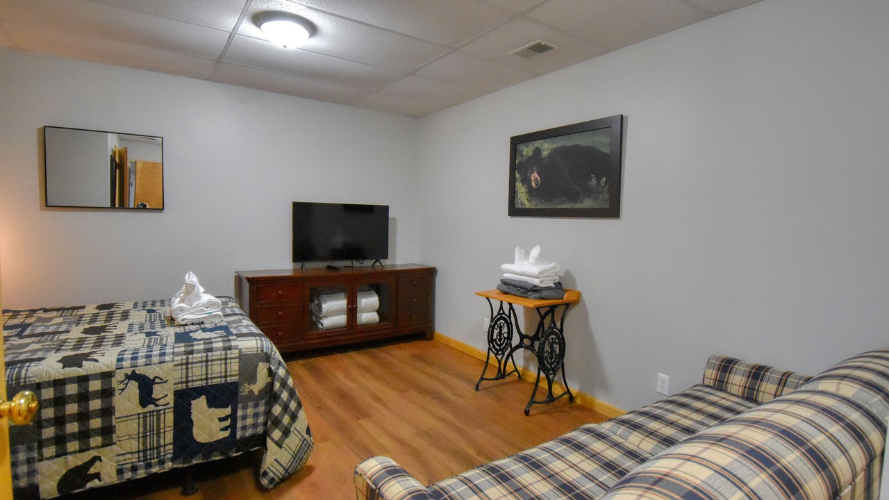 Photo of Bedroom in Snowshoe