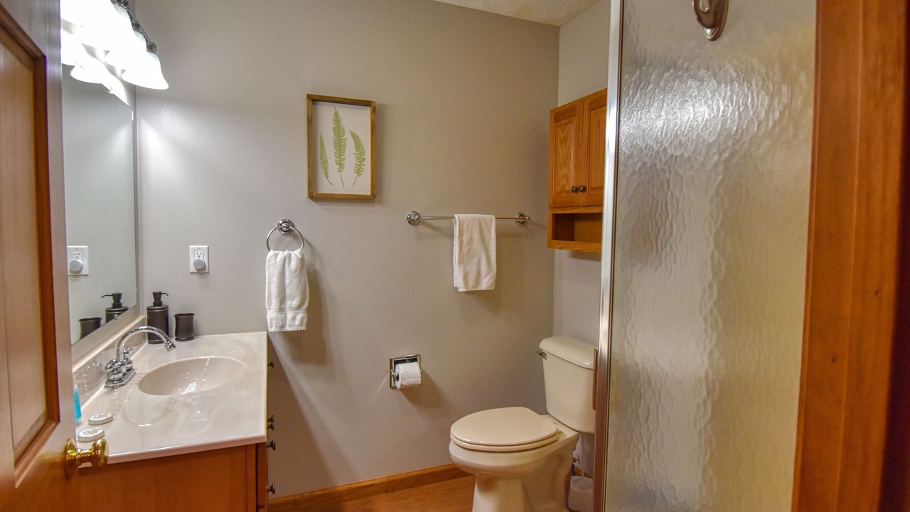 Photo of Bathroom in Snowshoe