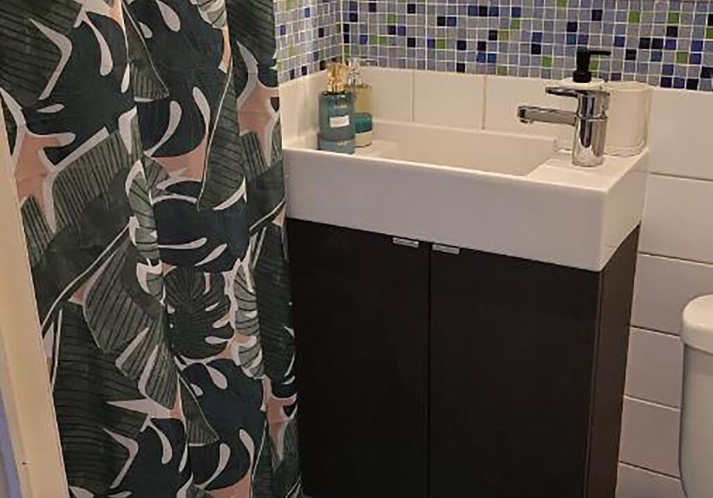 Photo of Bathroom in Helmet