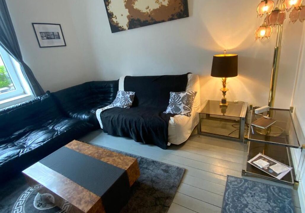 Photo of Livingroom in Helmet