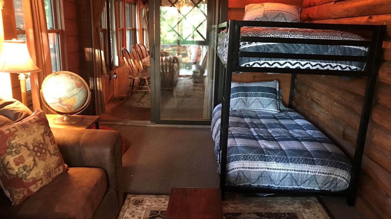 Photo of Bedroom in Vulcan