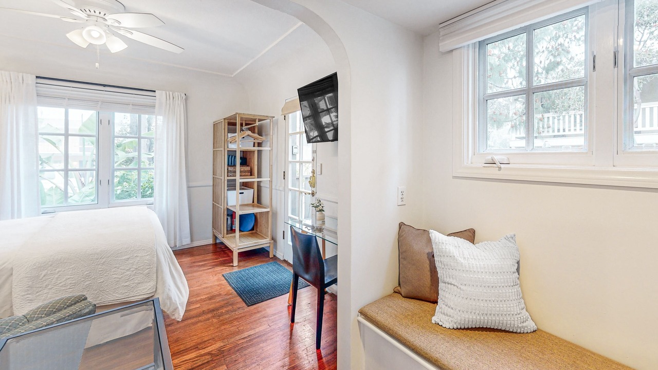 Photo of Bedroom in East Beach