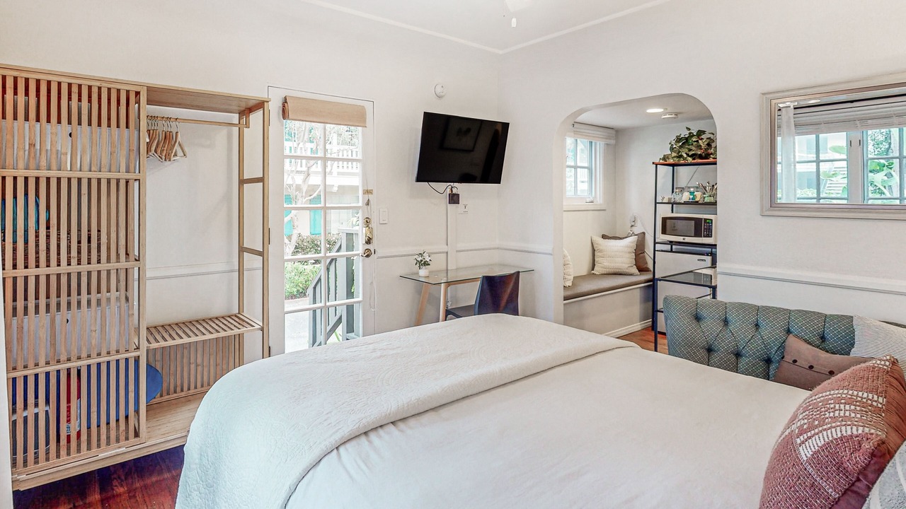 Photo of Bedroom in East Beach