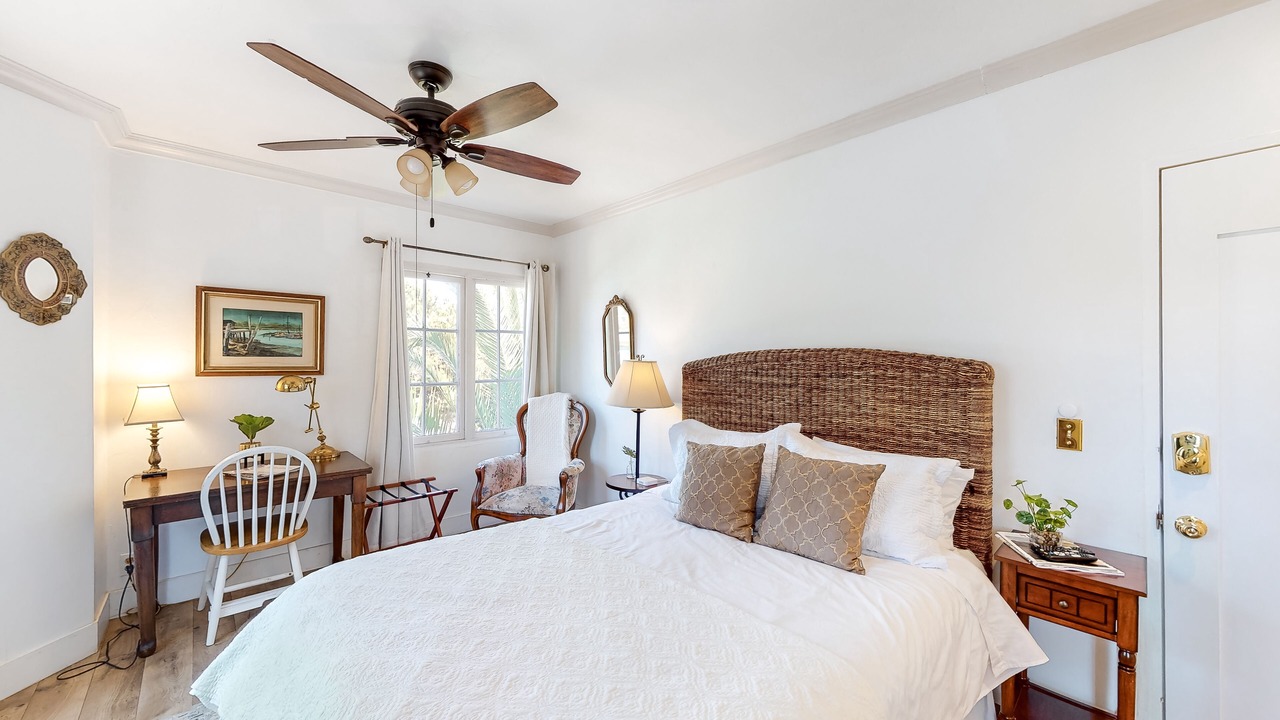 Photo of Bedroom in East Beach
