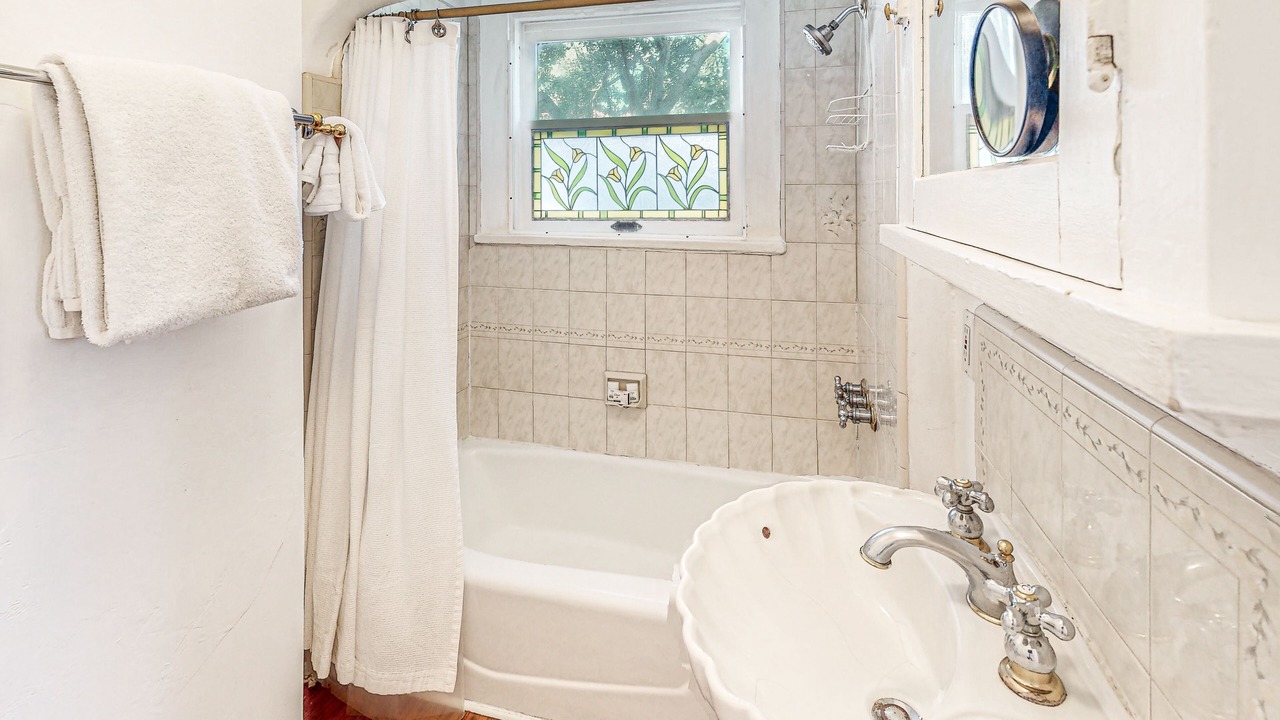 Photo of Bathroom in East Beach