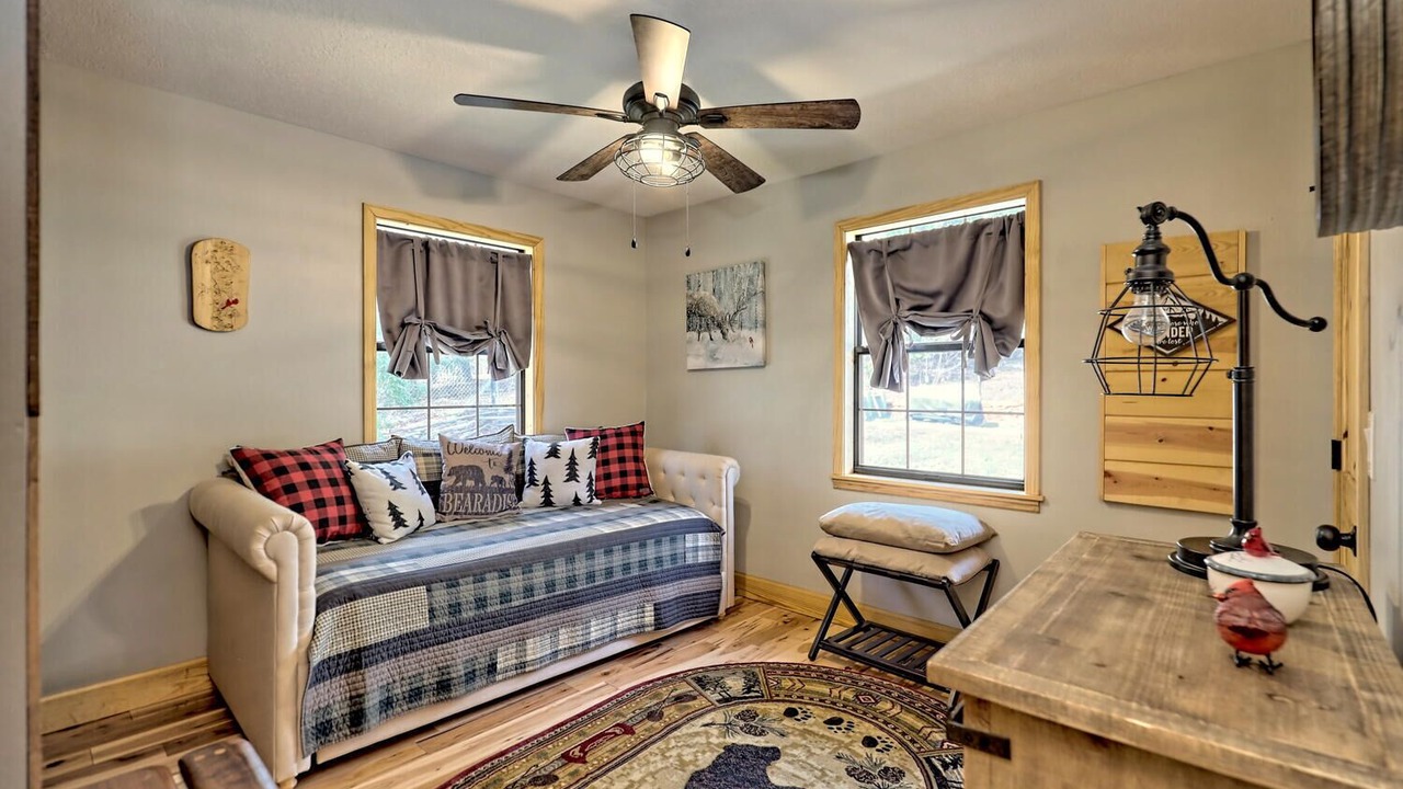 Photo of Bedroom in Murphy