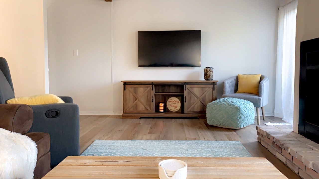 Photo of Livingroom in Village at Camelback