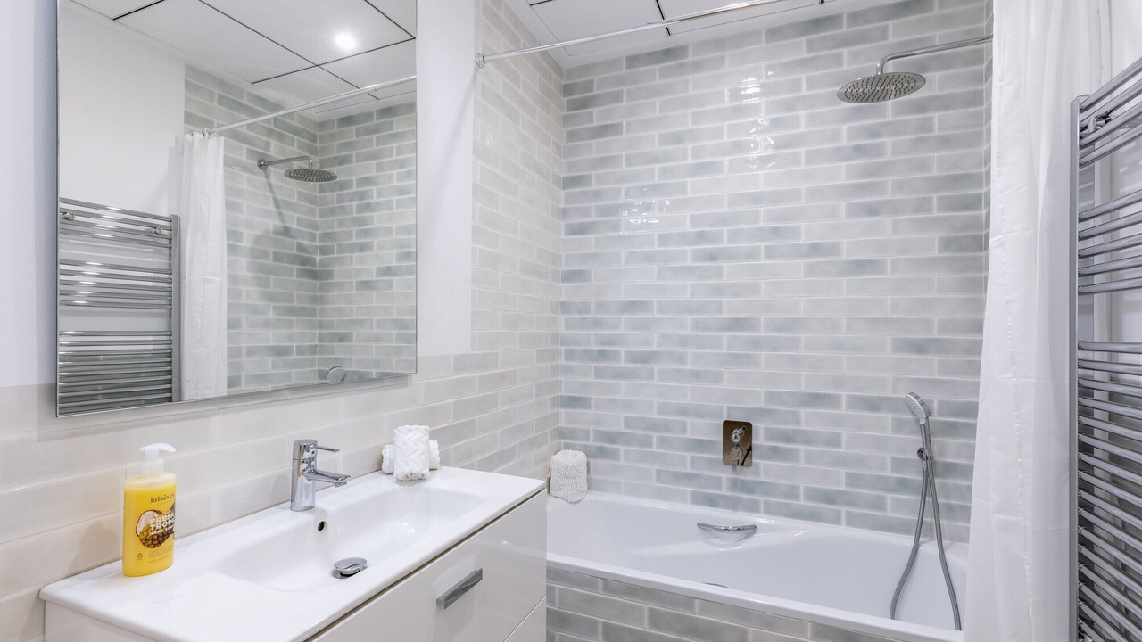 Photo of Bathroom in Aduanas