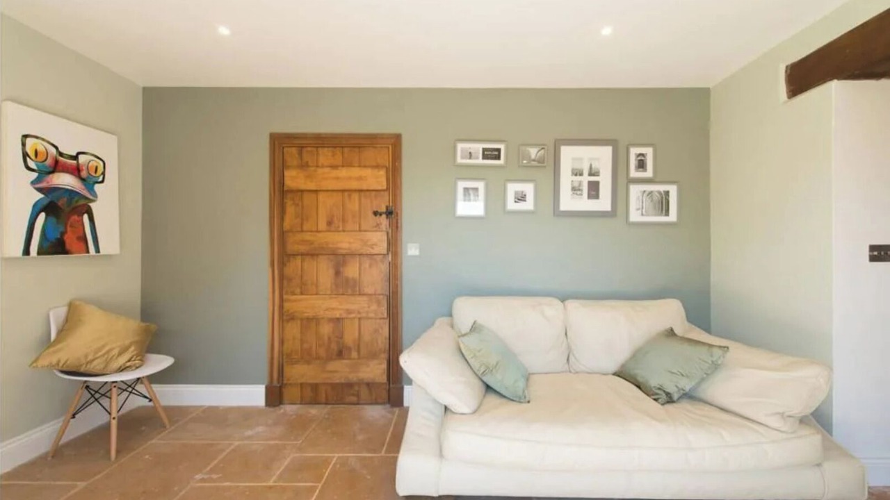 Photo of Livingroom in Brimpsfield