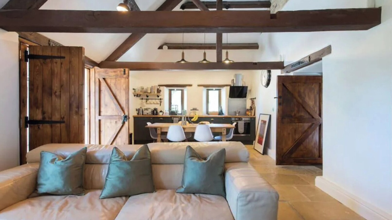 Photo of Livingroom in Brimpsfield