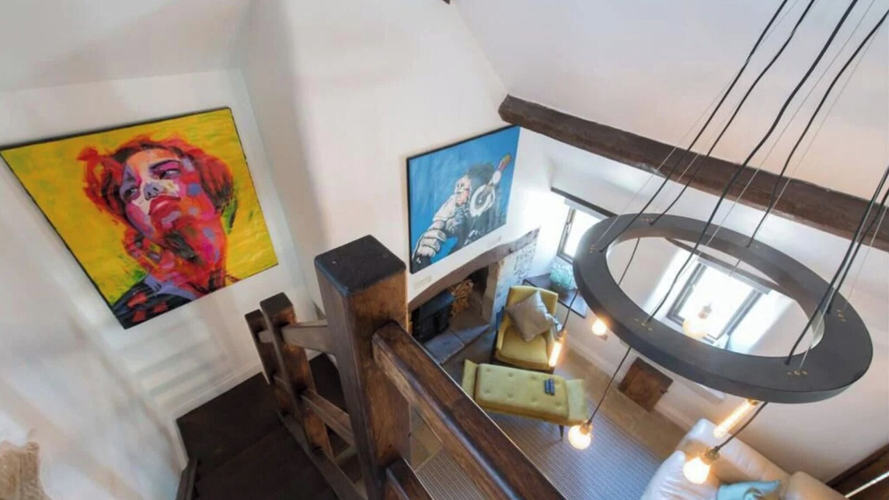 Photo of Livingroom in Brimpsfield