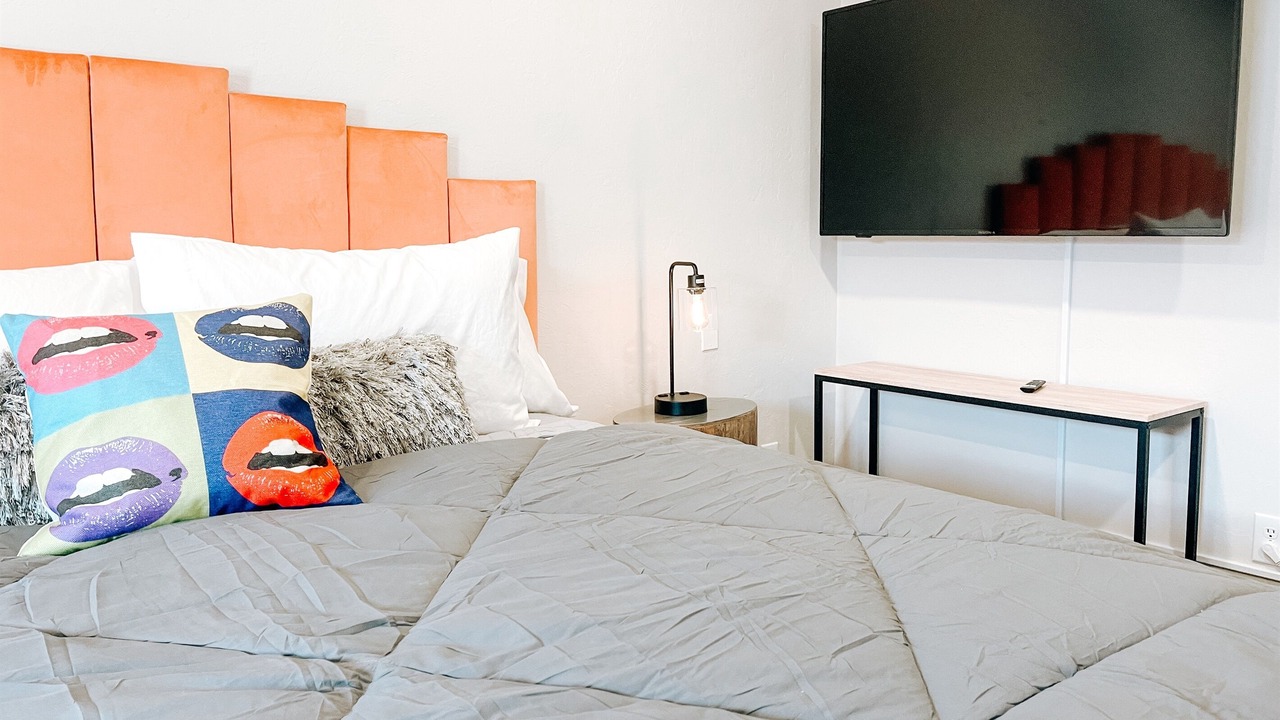 Photo of Bedroom in Midtown