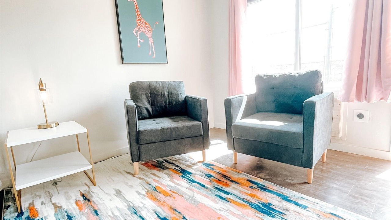 Photo of Livingroom in Midtown